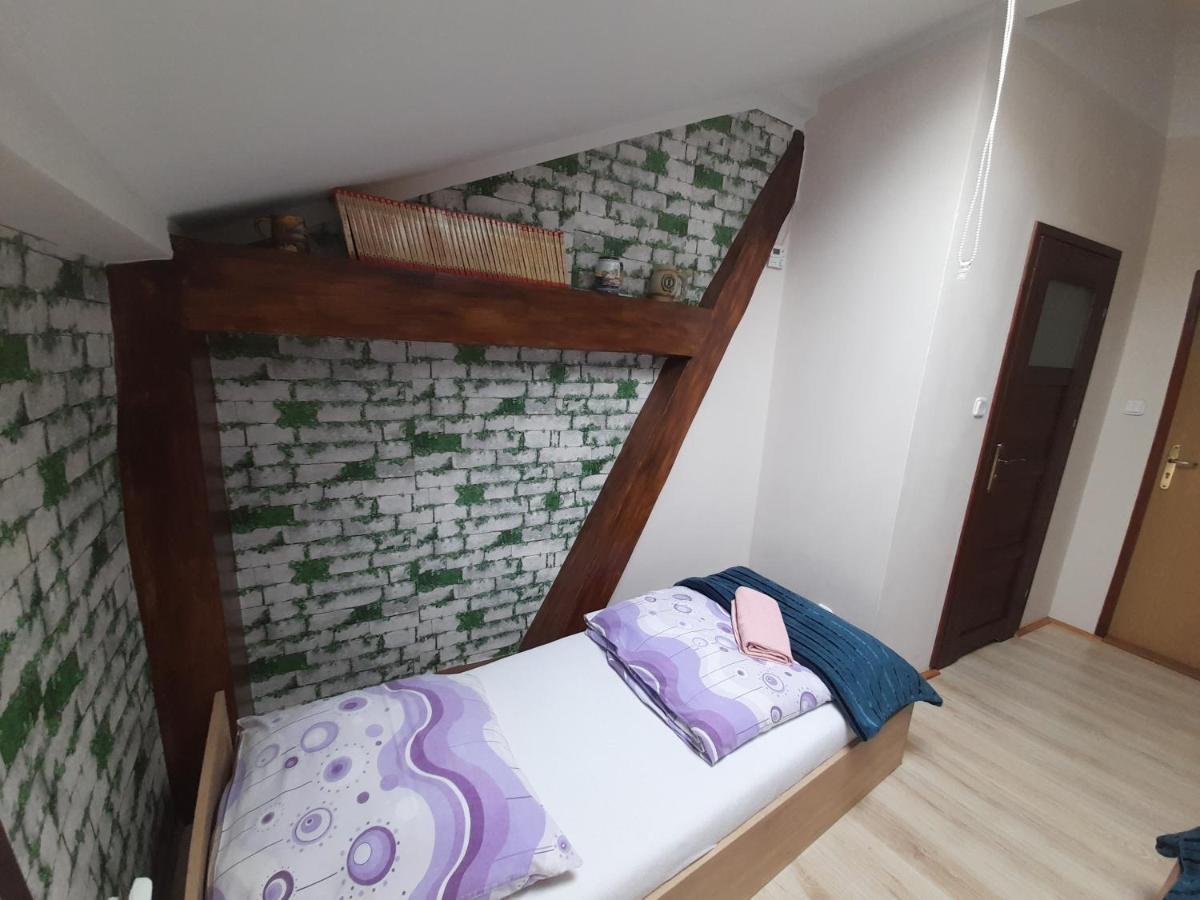 Green Hostel Krasków Εξωτερικό φωτογραφία