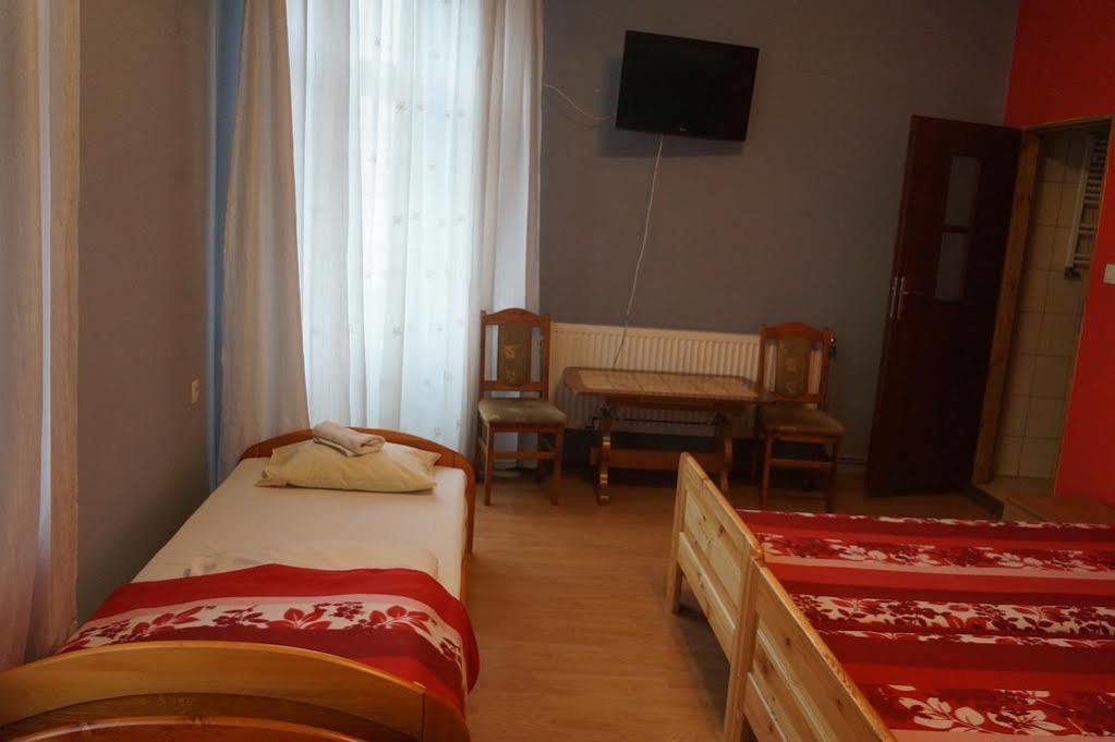 Green Hostel Krasków Εξωτερικό φωτογραφία